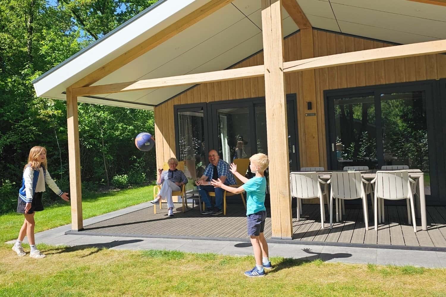Bosbungalow Wilgenroos