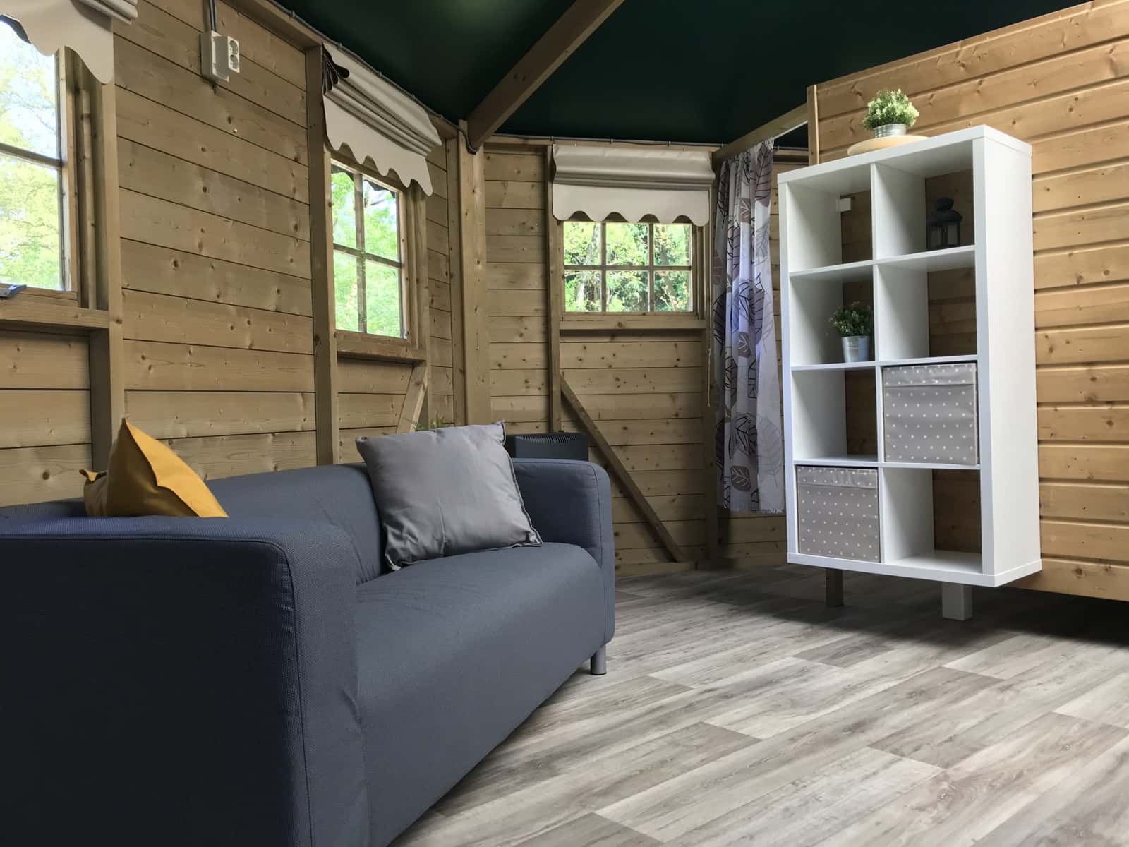 Camping cabin