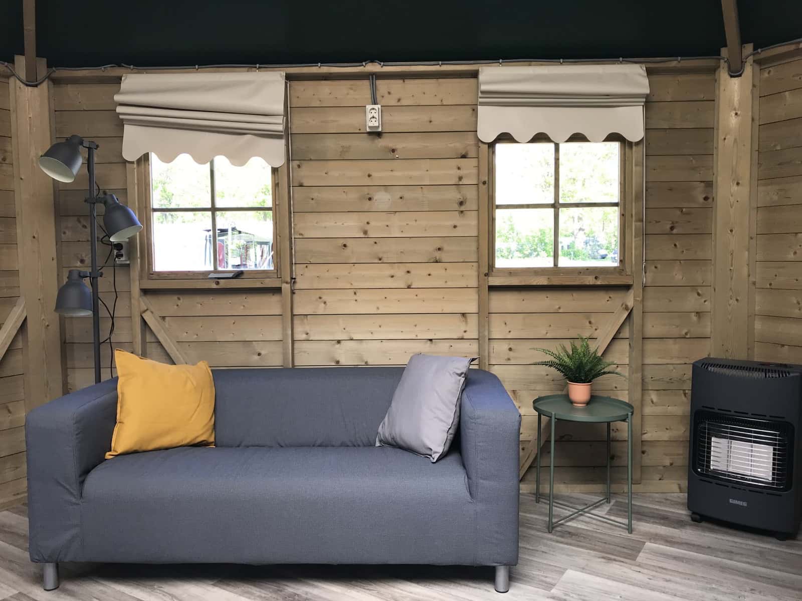 Camping cabin