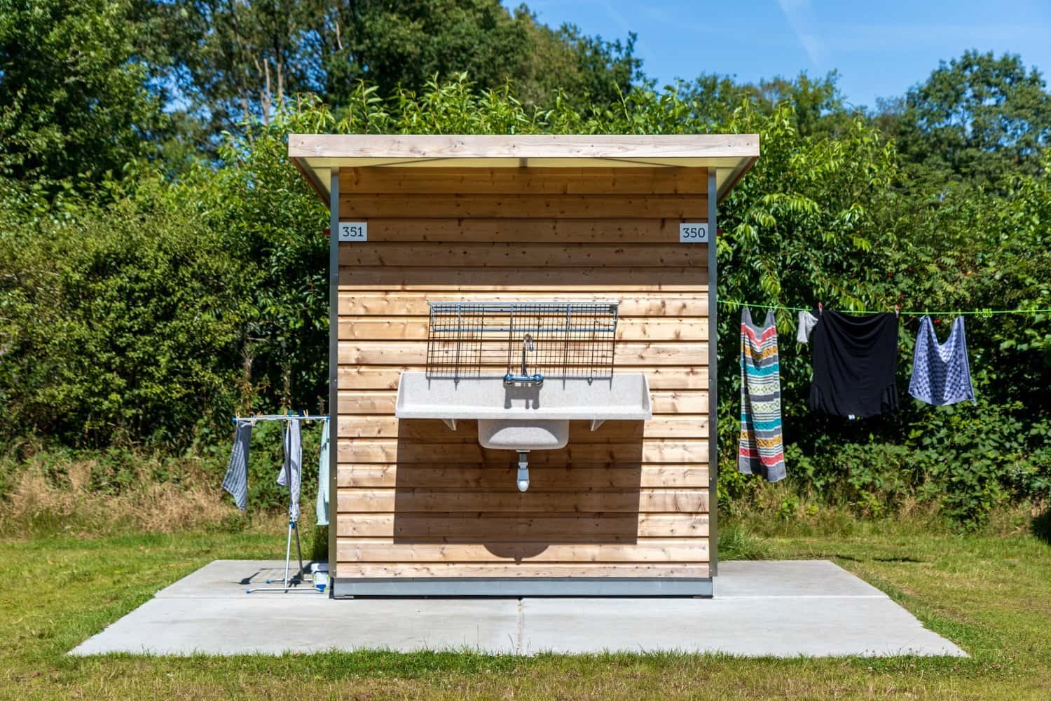 Stellplatz mit privaten Sanitäranlagen