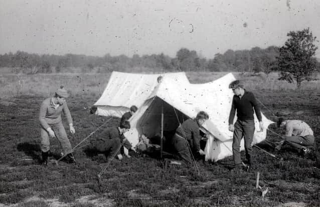 Tent opzetten