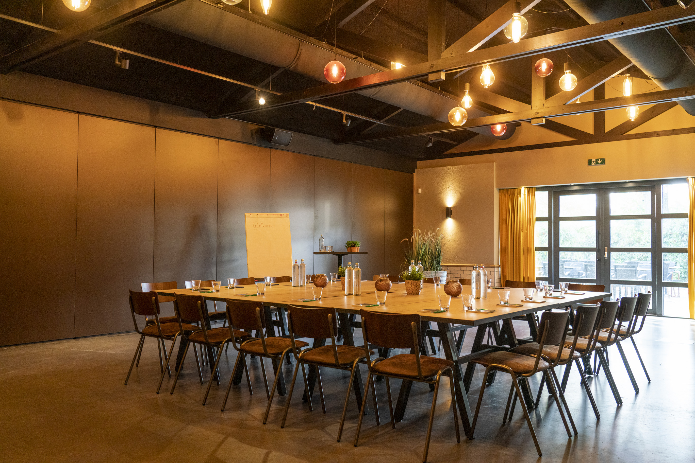 4-uurs vergaderarrangement met lunch